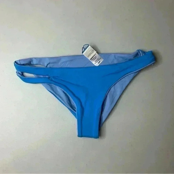 L*Space Breakers Reversible Bikini Bottoms Royal Blue/Light Blue Small NWT - Picture 1 of 6